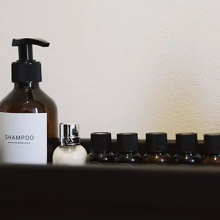 Modern And Cozy Near Main Station Διαμέρισμα Κόμπλεντς