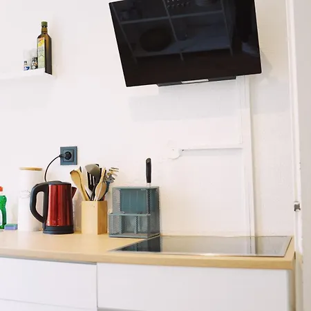 Διαμέρισμα Modern And Cozy Near Main Station *