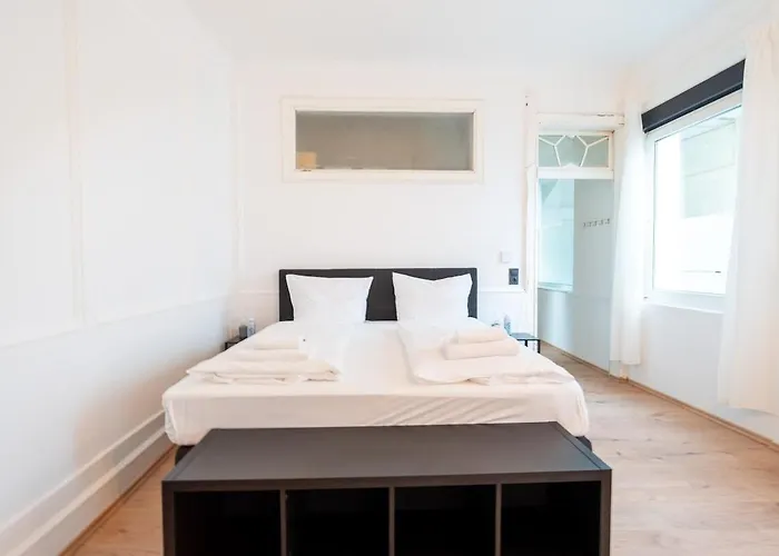 Modern And Cozy Near Main Station Koblenz (Rhineland-Palatinate)