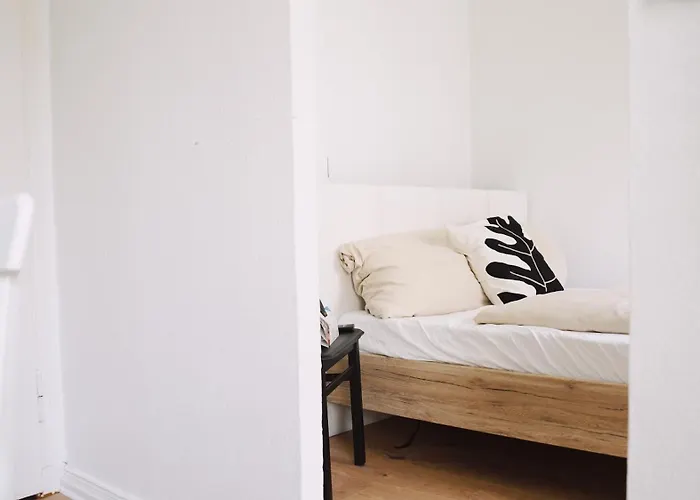 Modern And Cozy Near Main Station Apartment Koblenz (Rhineland-Palatinate)